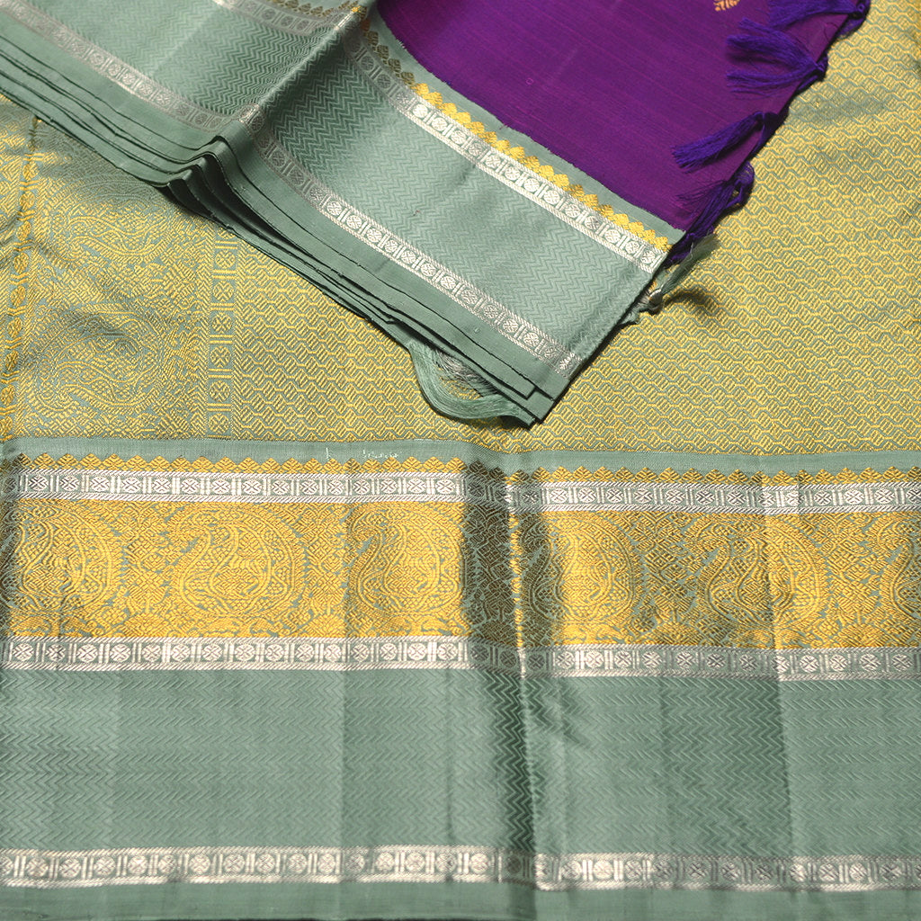 H.V 1126 (6 Yards Saree)
