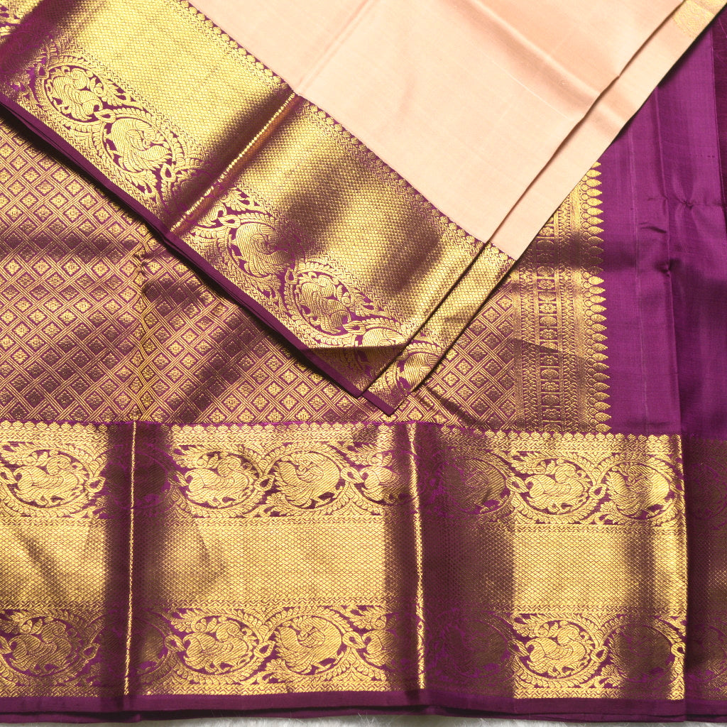 H.V 1098 ( 6 Yards Saree )