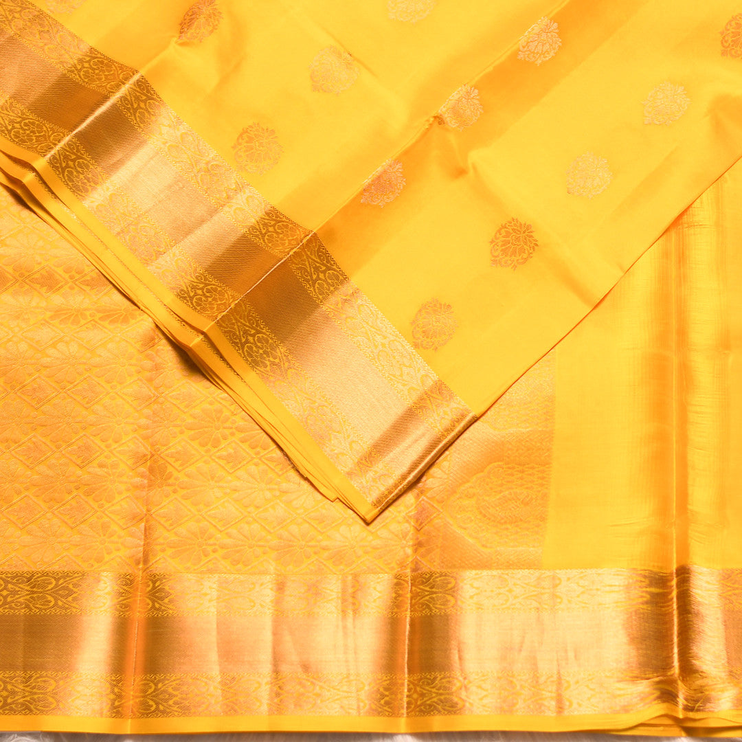 HV 1928 (6 Yards Saree)