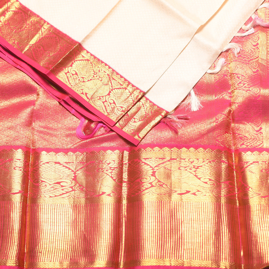 HV-302 (6Yards saree)