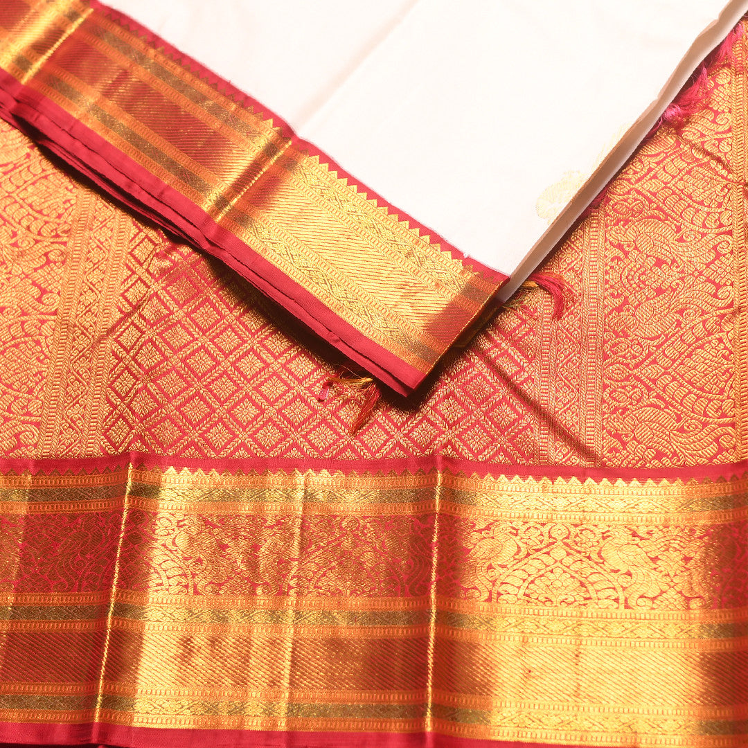 HV-4441 (6Yards saree )