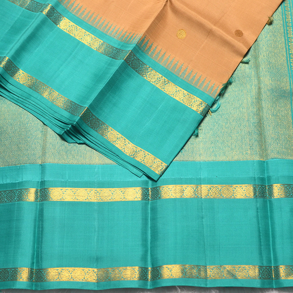 H.V 514 ( 6 Yards Saree )