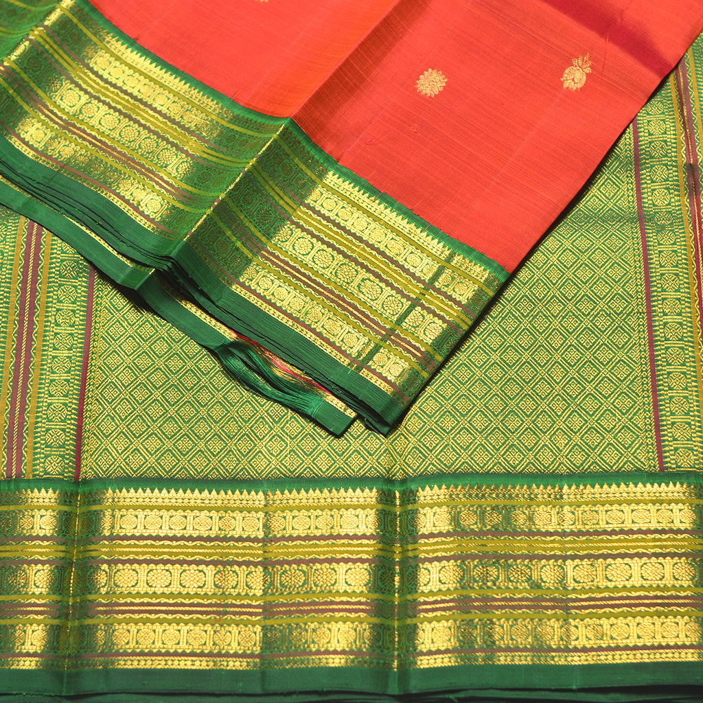 H.V 676 ( 6 Yards Saree )