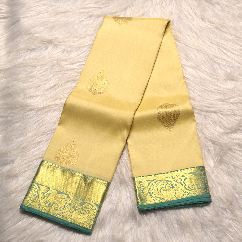 H.V 664 (6 Yards Saree)