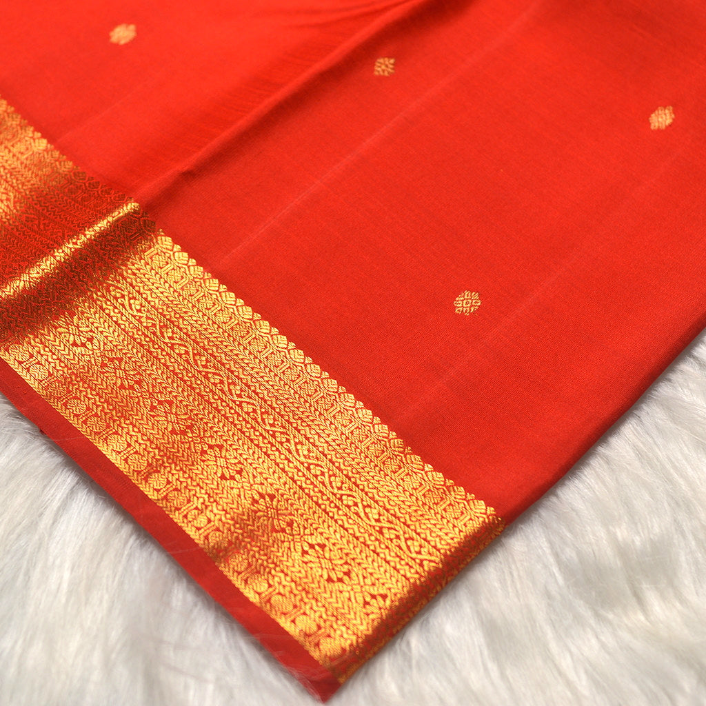H.V 1030 (6 Yards Saree)