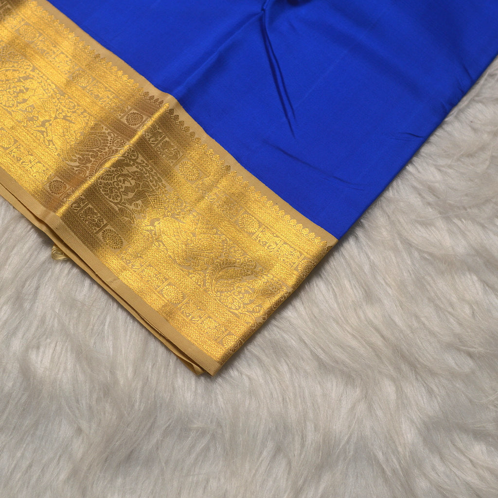 H.V 1021 (6 Yards Saree)