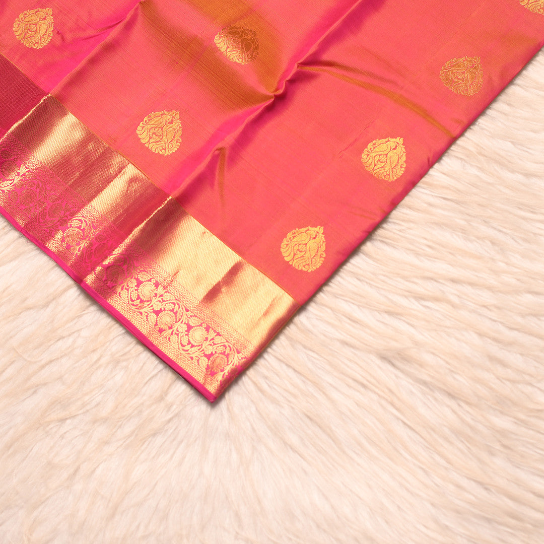 HV 4943 (6 Yards Saree)