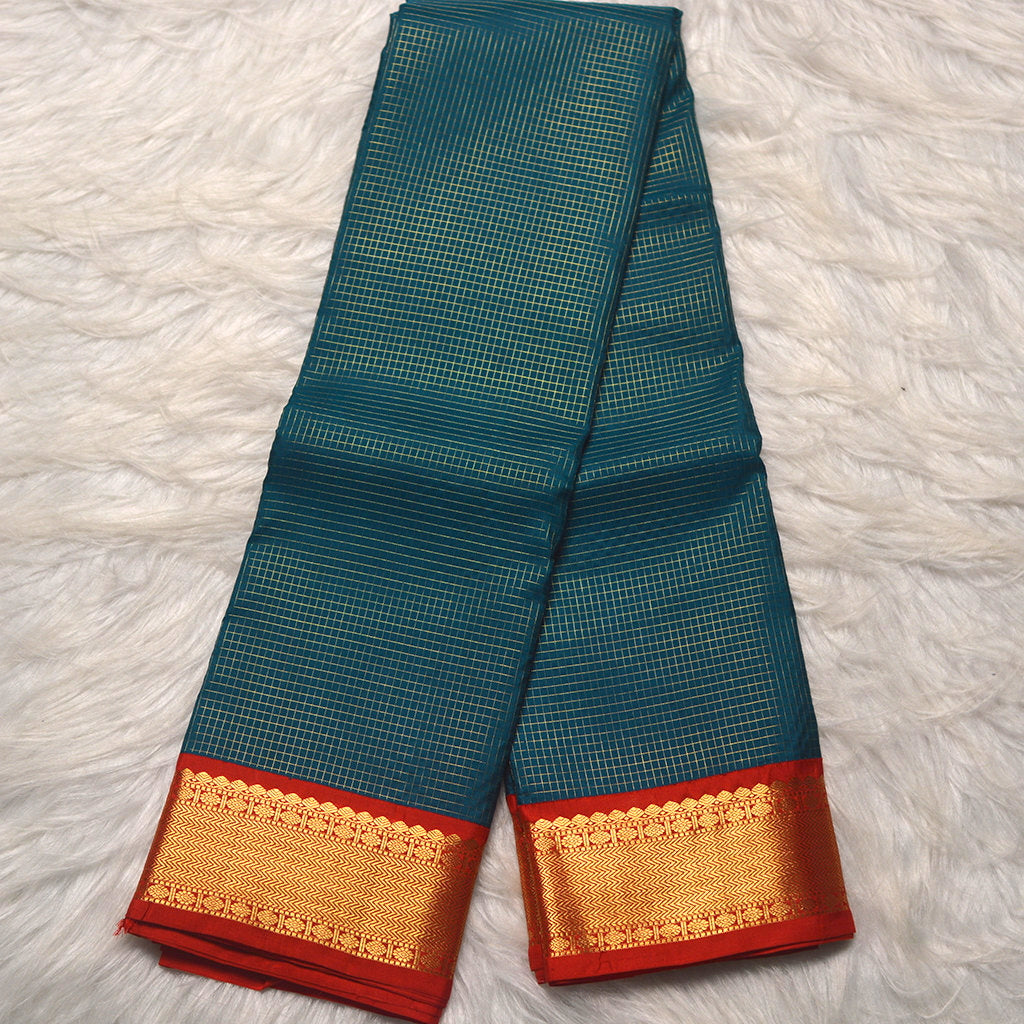 H.V 1022 ( 6 Yards Saree )