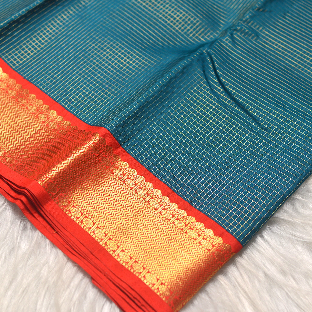 H.V 1022 ( 6 Yards Saree )