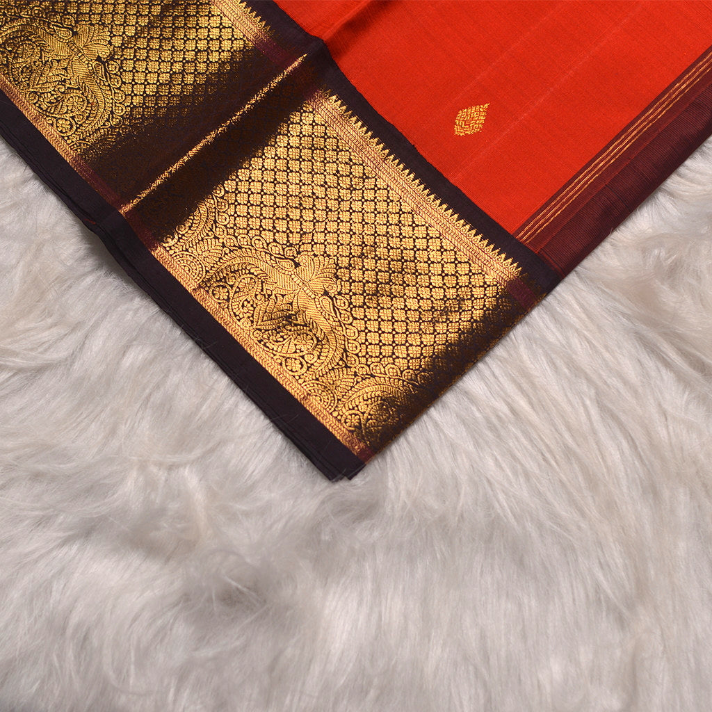 H.V 1052 (6 Yards Saree)