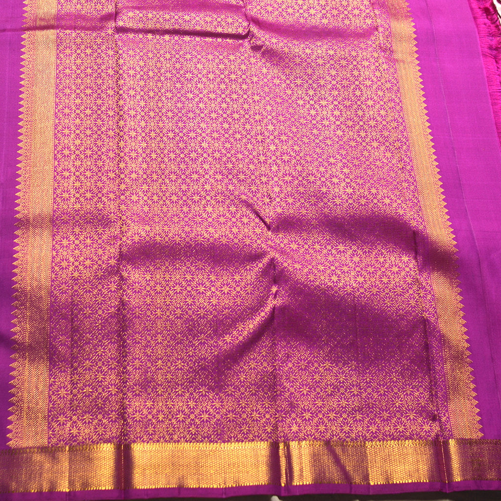 H.V 1053 (6 Yards Saree)