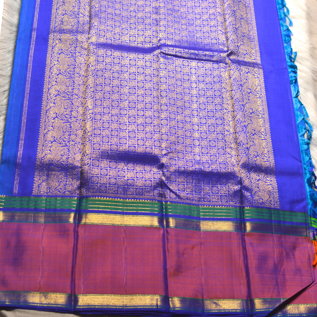 H.V 1097 ( 6 Yards Saree )