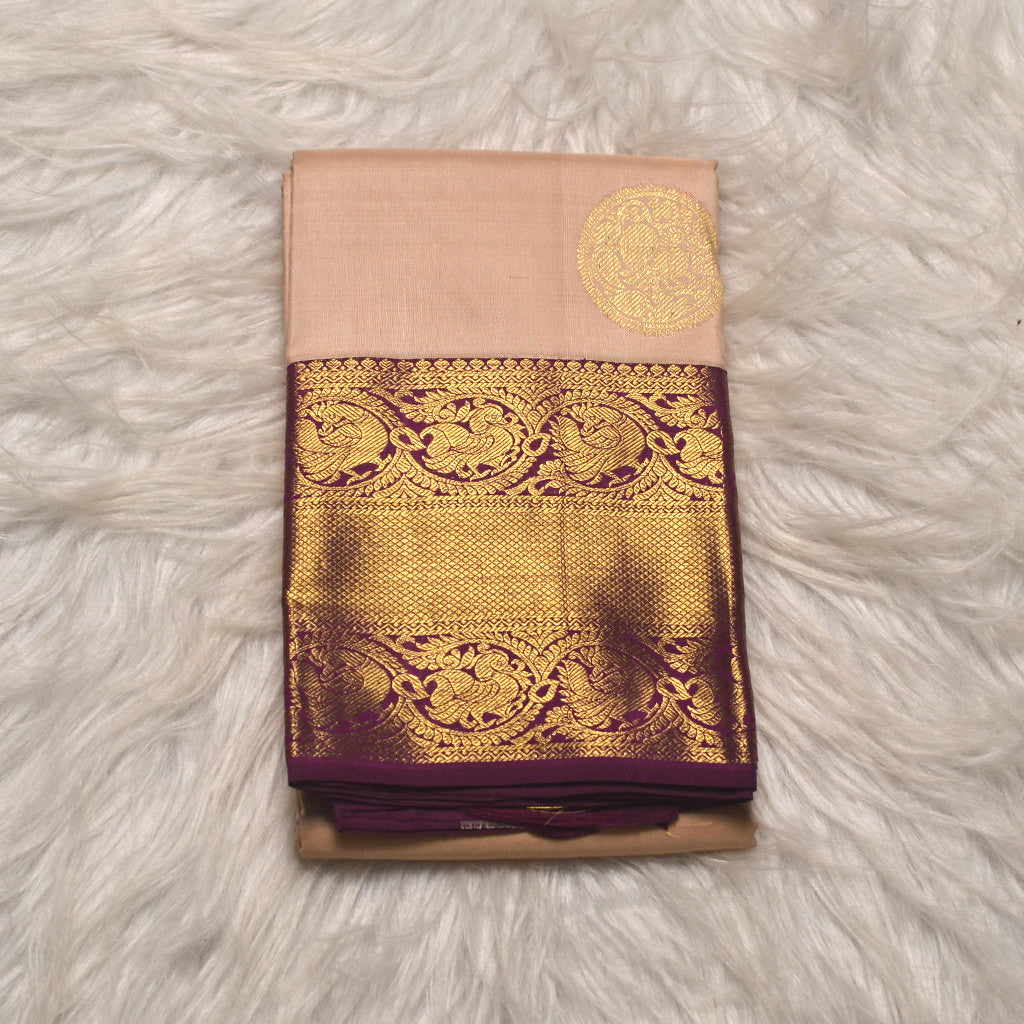 H.V 1098 ( 6 Yards Saree )