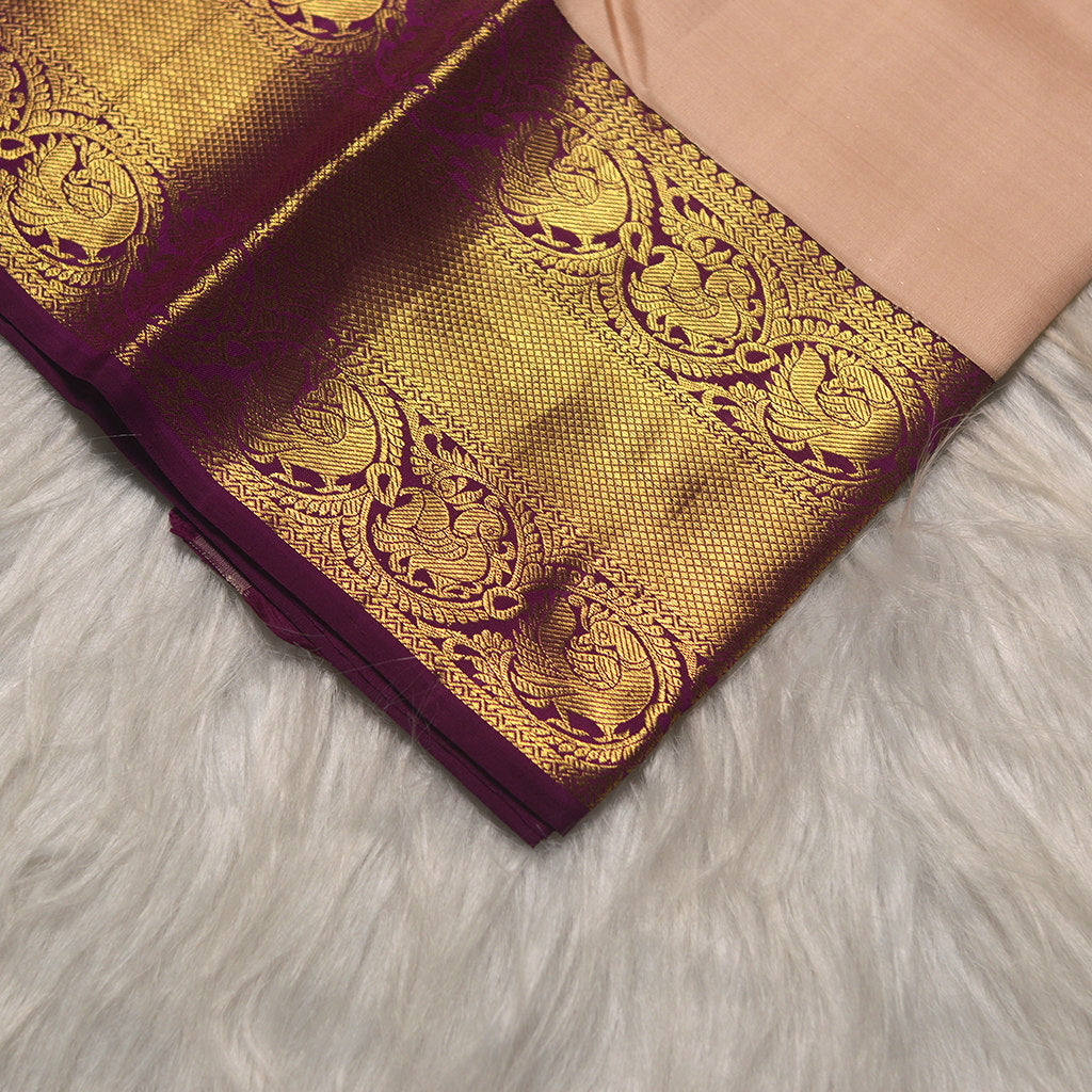 H.V 1098 ( 6 Yards Saree )