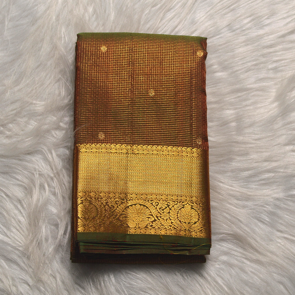 H.V 1101 ( 6 Yards Saree )