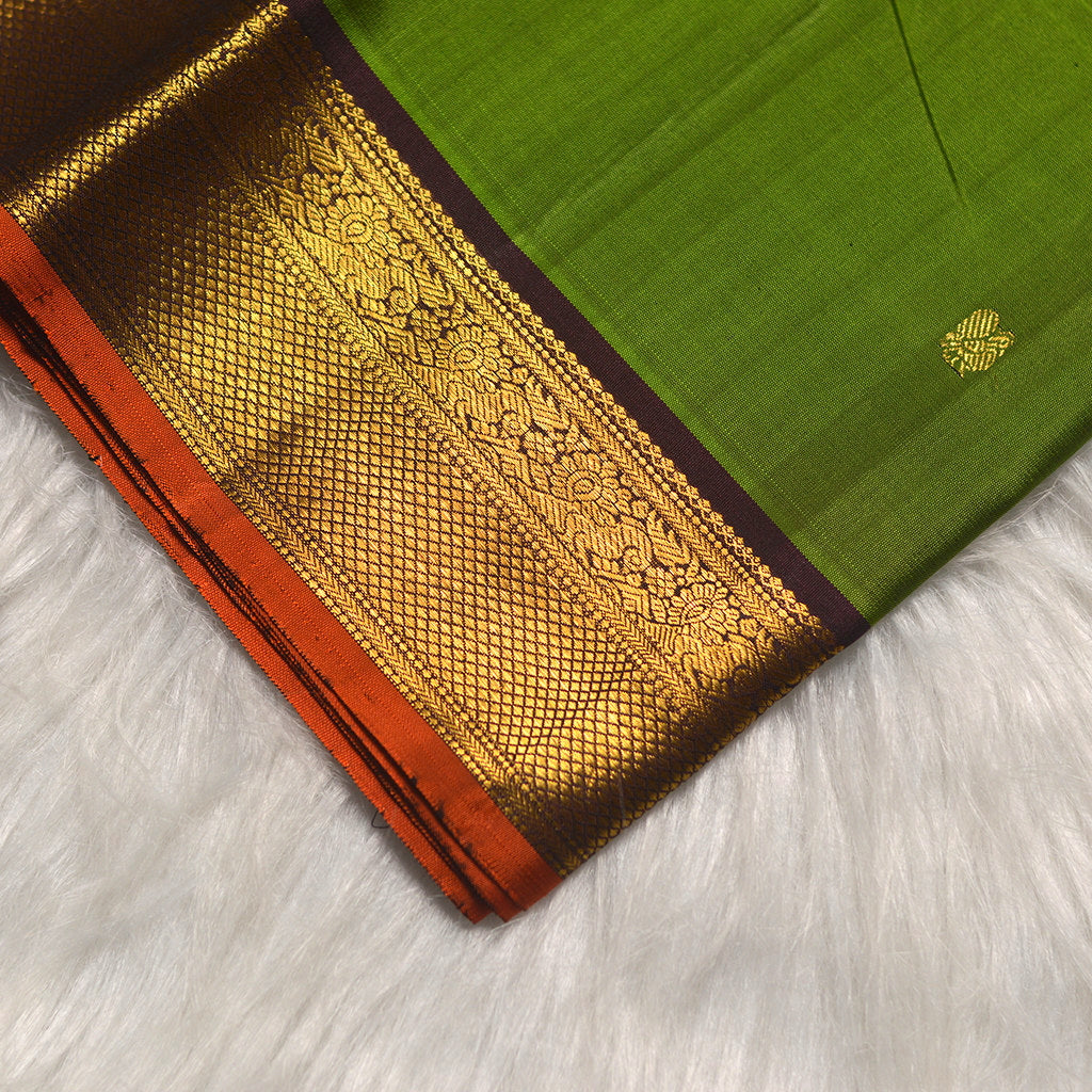H.V 1116 ( 6 Yards Saree )