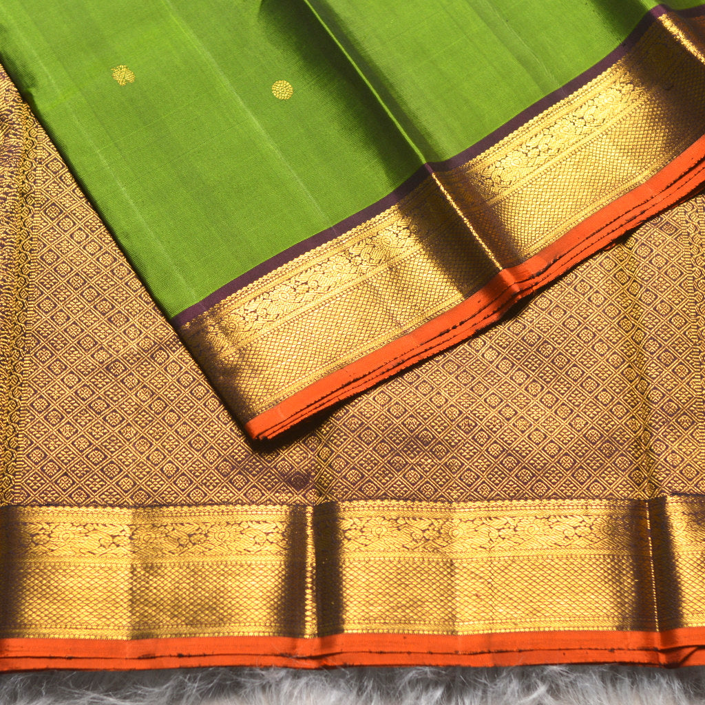 H.V 1116 ( 6 Yards Saree )