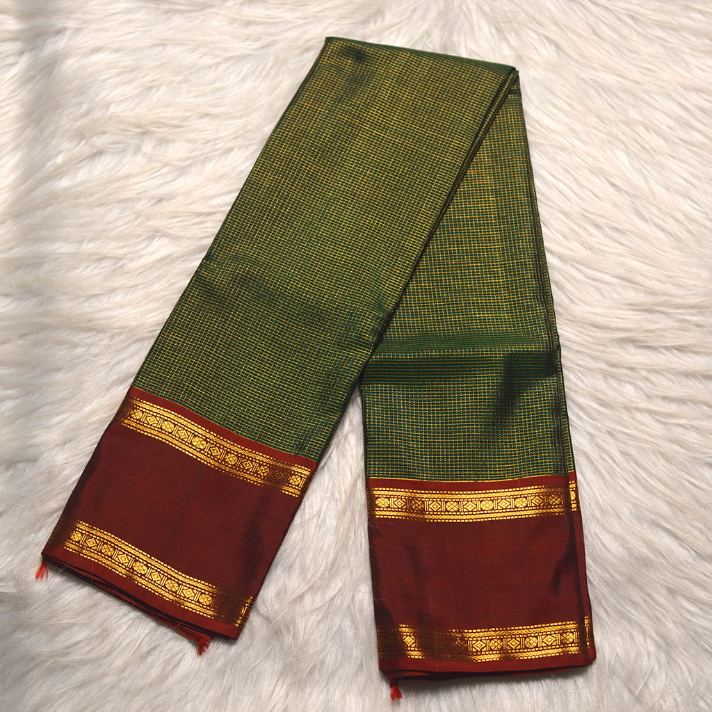 H.V 121 ( 6 Yards Saree )
