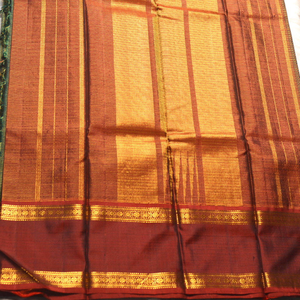 H.V 121 ( 6 Yards Saree )