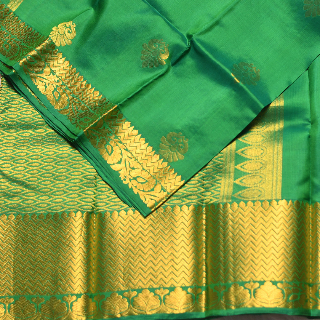 HV 1396 (6 Yards Saree)