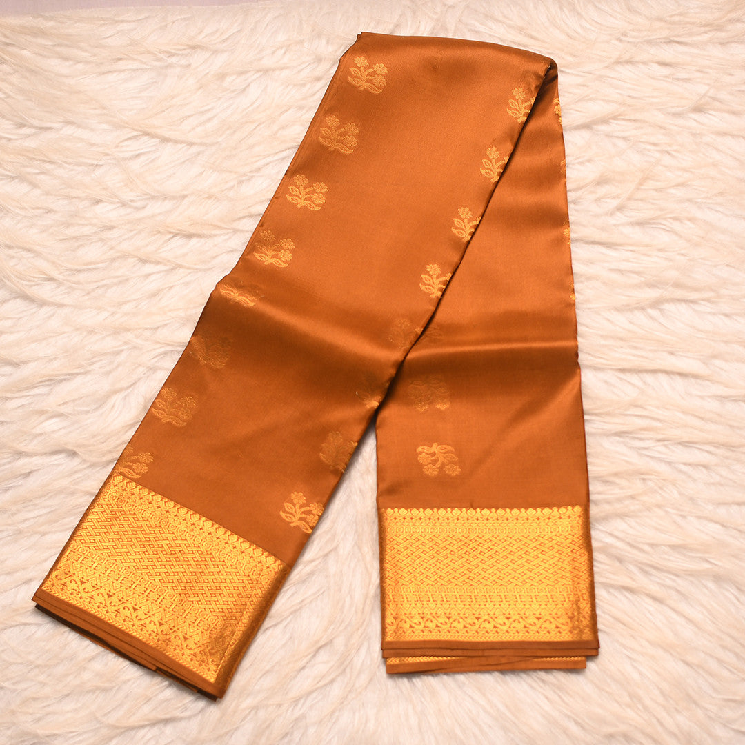 HV 1480 (6 Yards Saree)