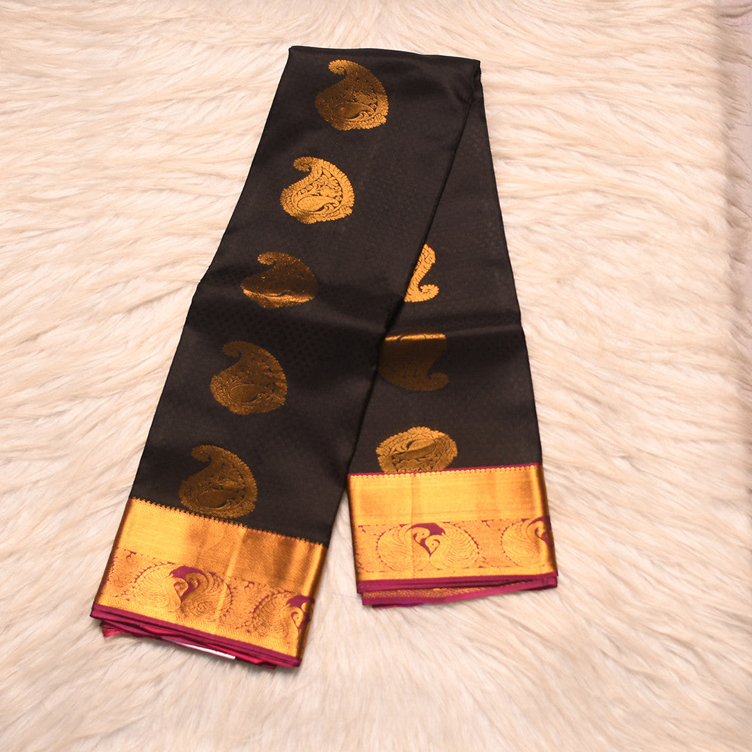 HV 1490 (6 Yards Saree)