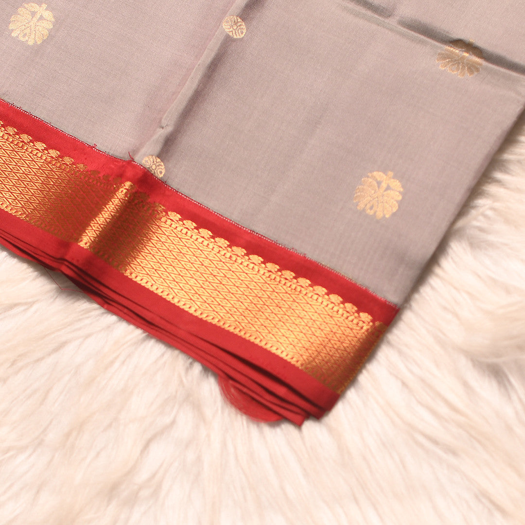 HV-1556  (6 Yards saree)