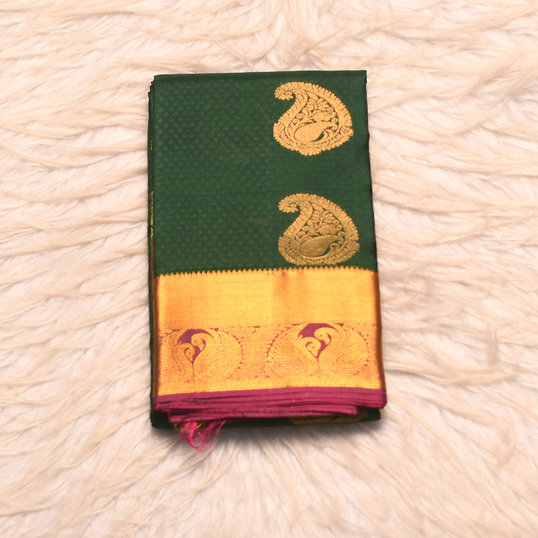 HV 1575 (6 Yards Saree)