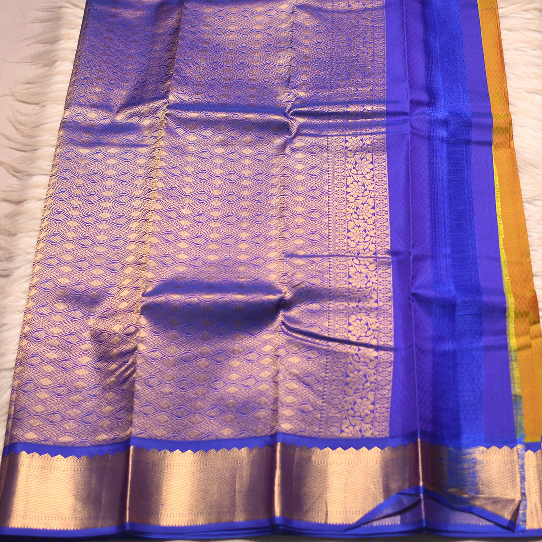 HV 1584 (6 Yards Saree)