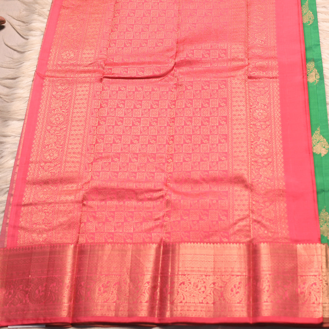 HV 1973 (6 Yards Saree)