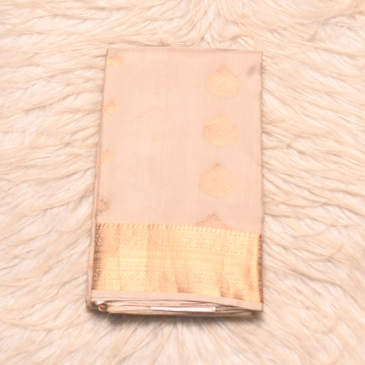 HV 1977 ( 6 Yards Saree)