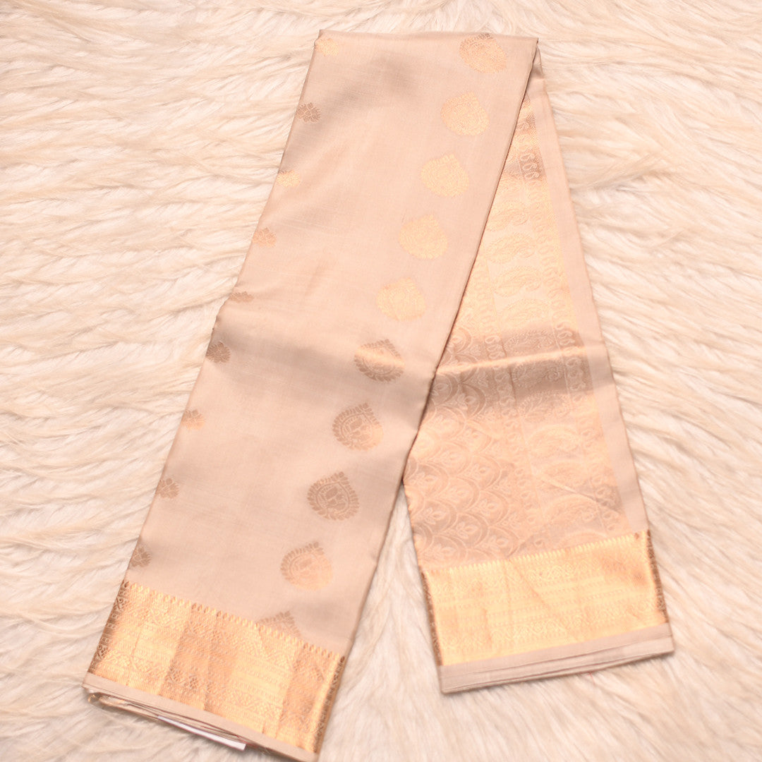 HV 1977 ( 6 Yards Saree)