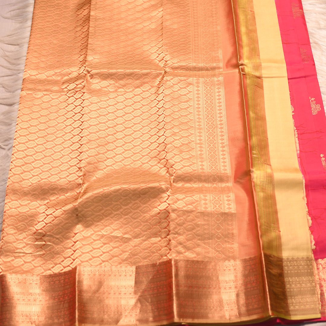 HV 1984 (6 Yards Saree)