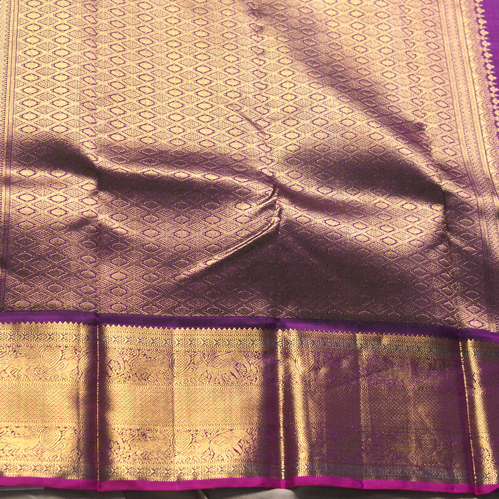 H.V 2079 ( 6 Yards Saree )