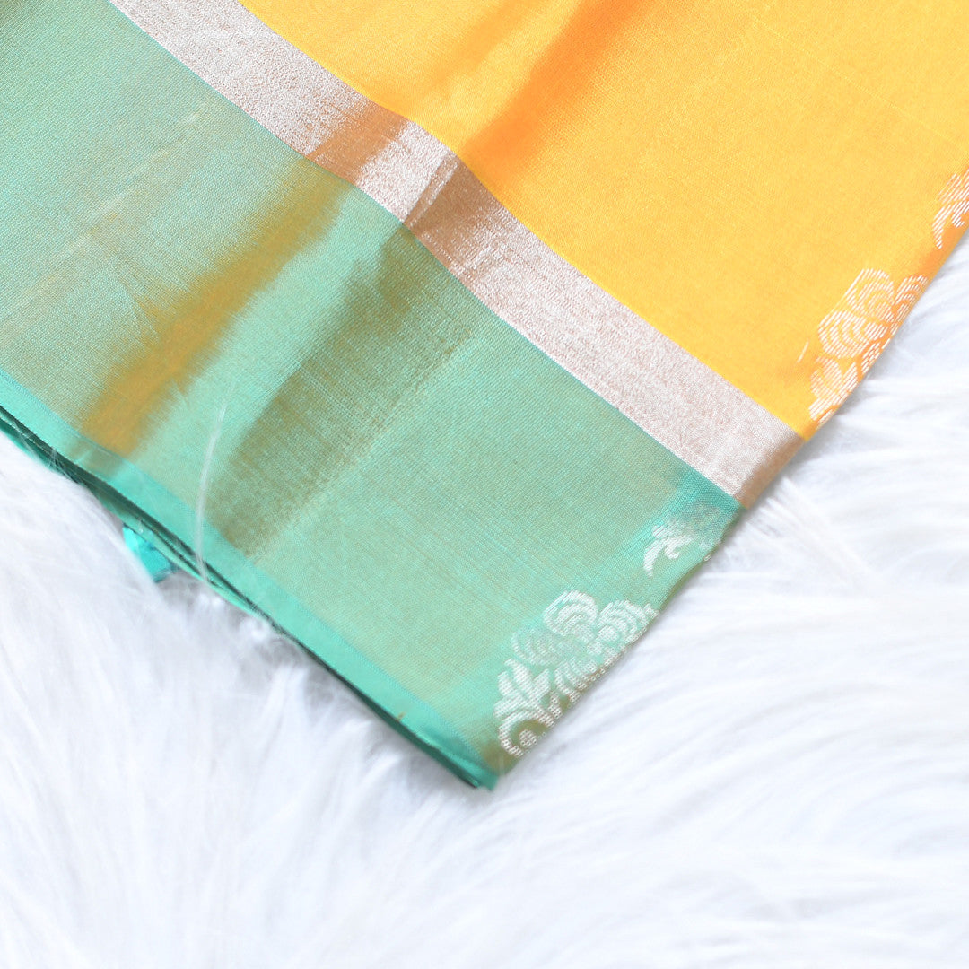 HV-2215   (6Yards saress)