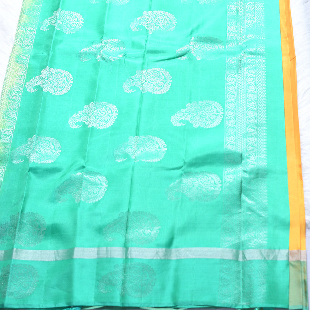 HV-2215   (6Yards saress)