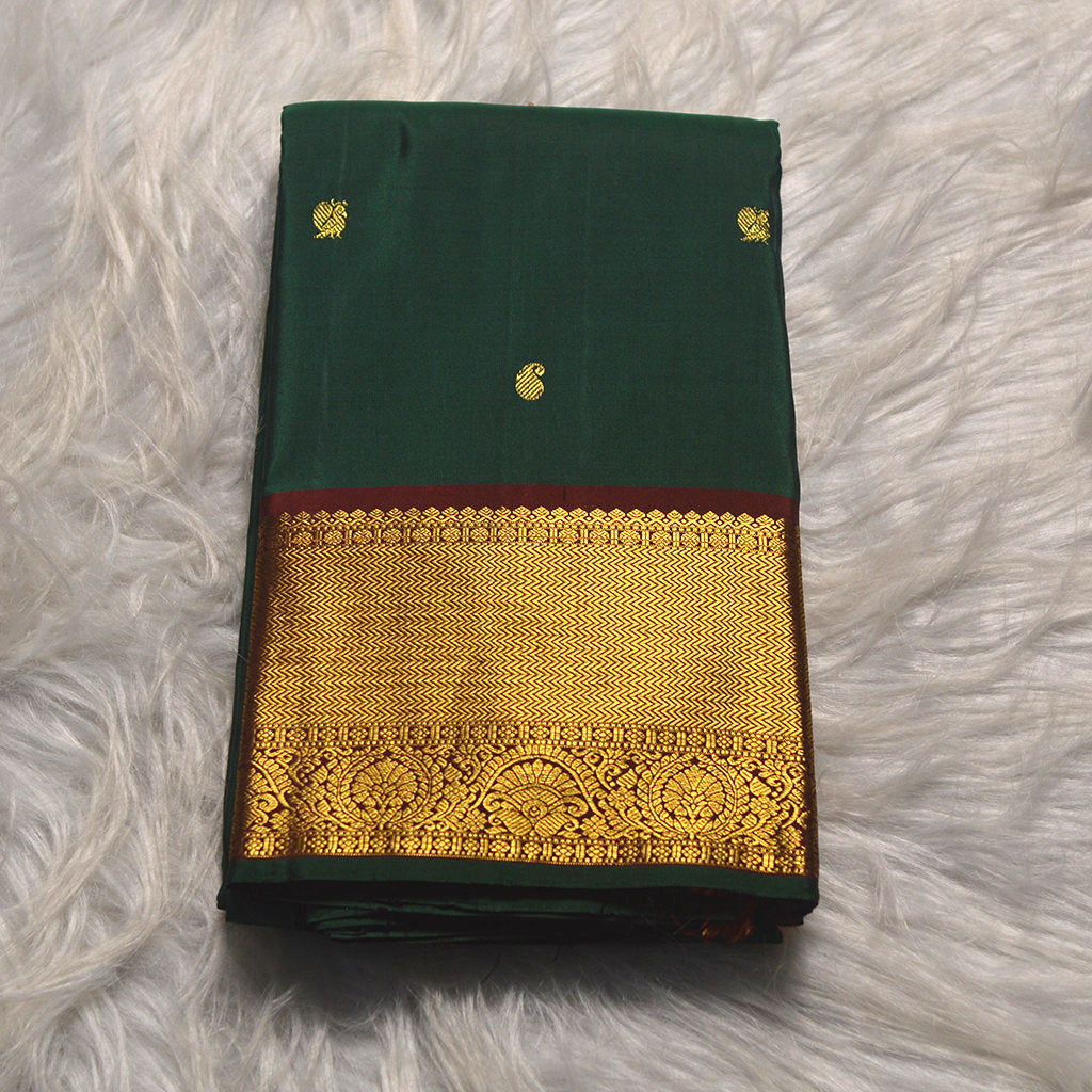H.V 2312 ( 6 Yards Saree )