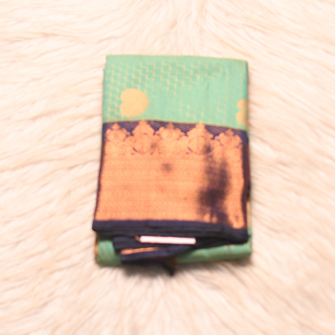 HV-2822  (6Yards saree )