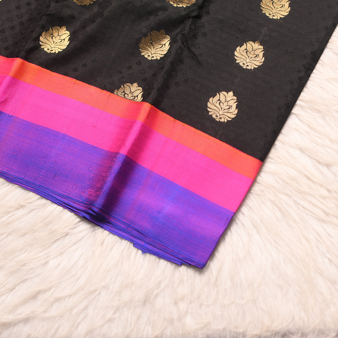 HV-437   (6Yards saree )