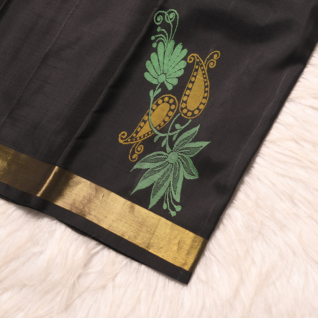 HV-440  (6Yards saree )