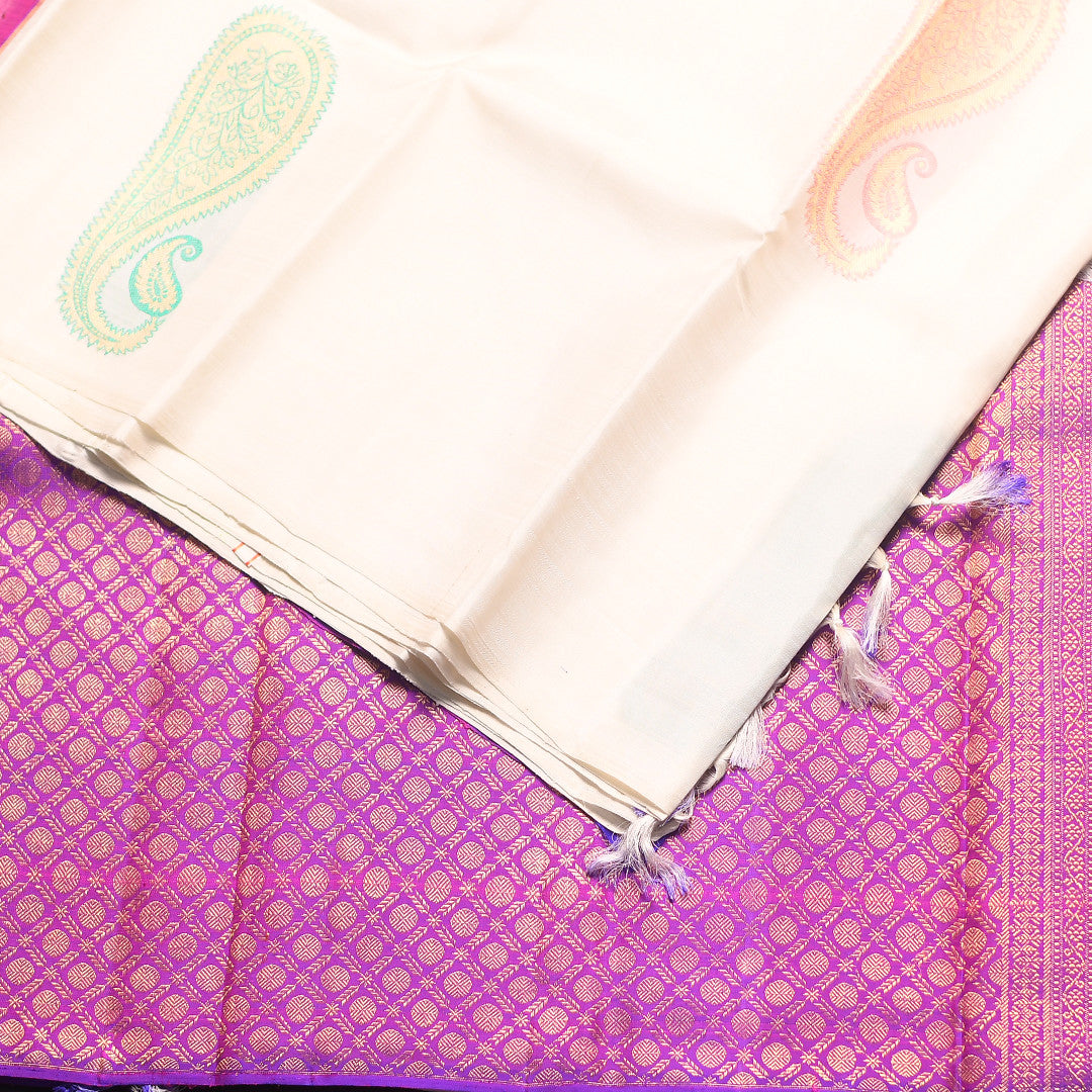 HV-4633  (6Yards saree )