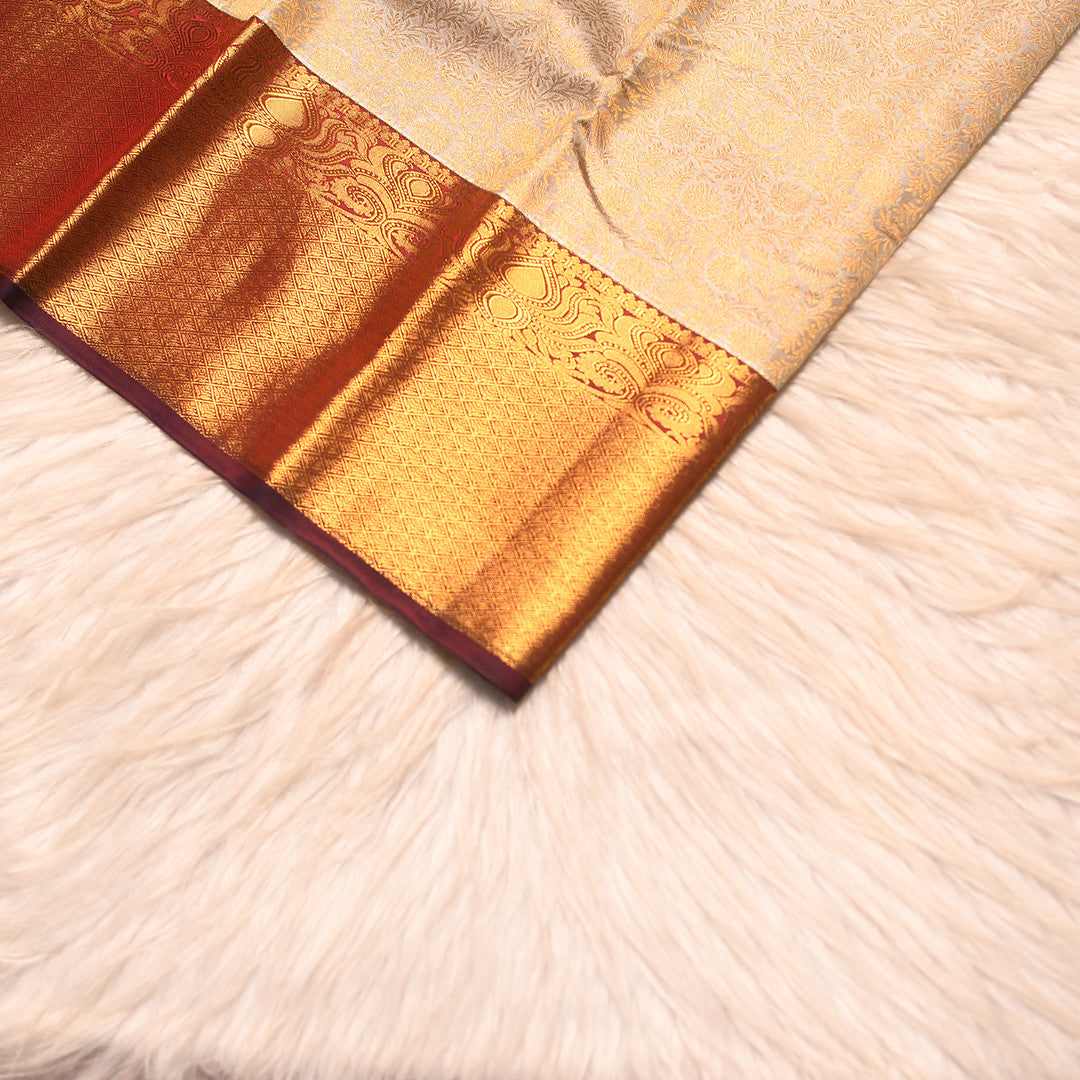 HV 4700 (6 Yards Sarees)