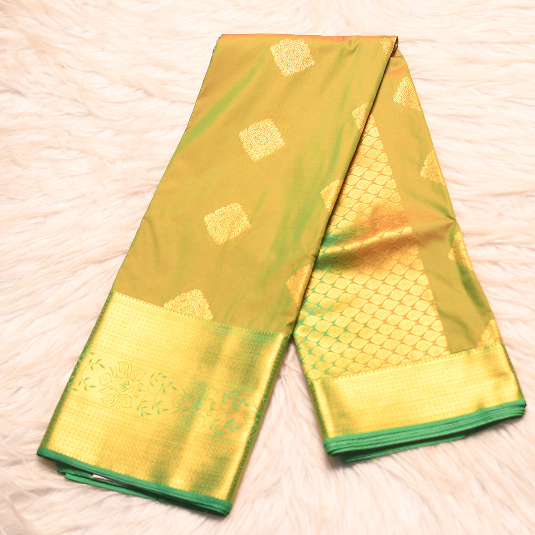 HV-4841  (6Yards saree)