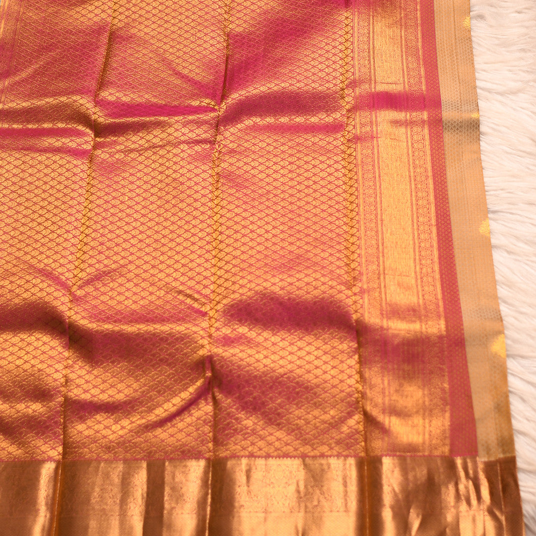 HV 4946 (6 Yards Sarees)