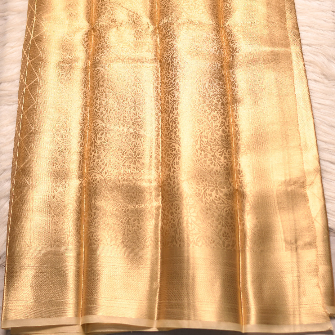 HV 4976 (6 Yards Sarees)