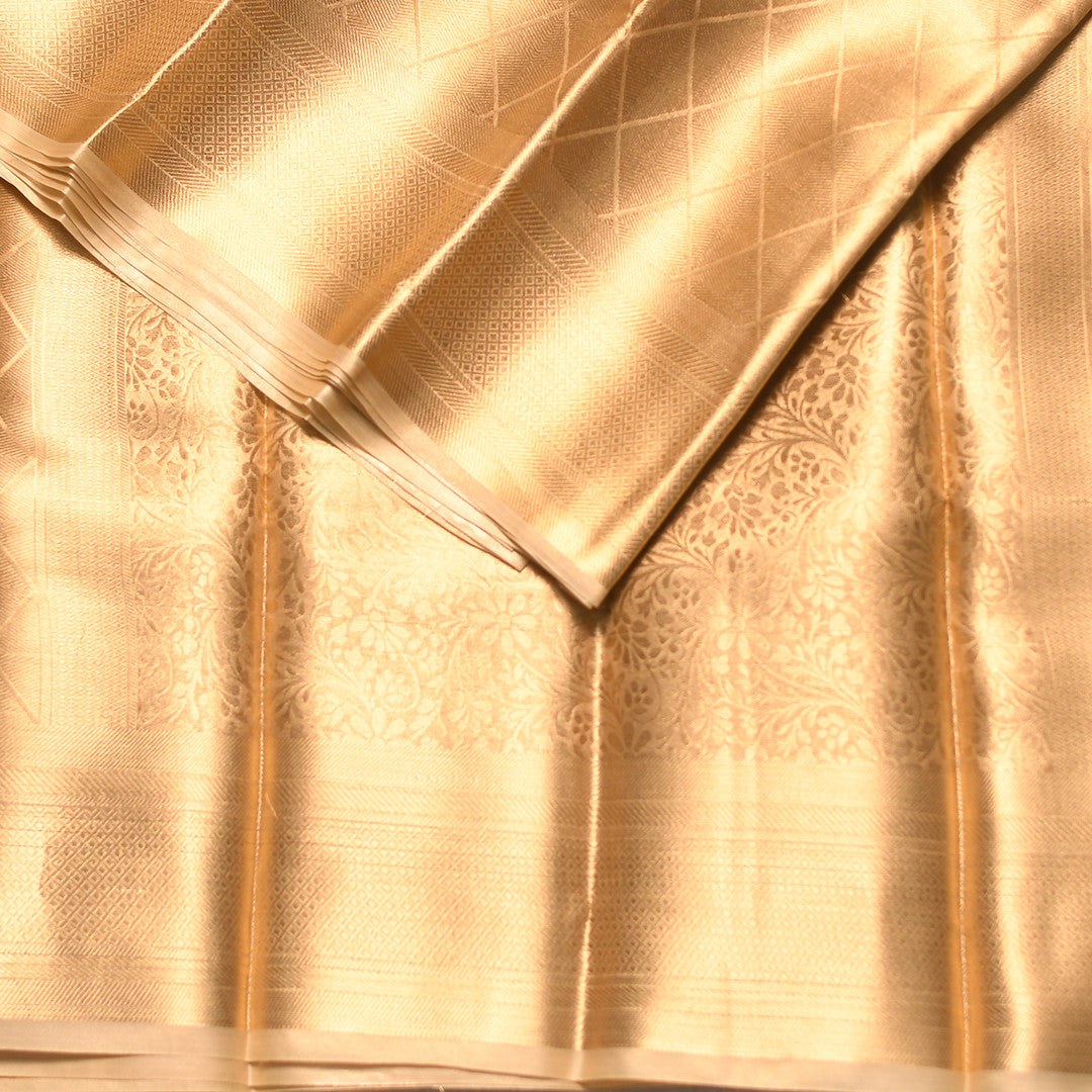 HV 4976 (6 Yards Sarees)