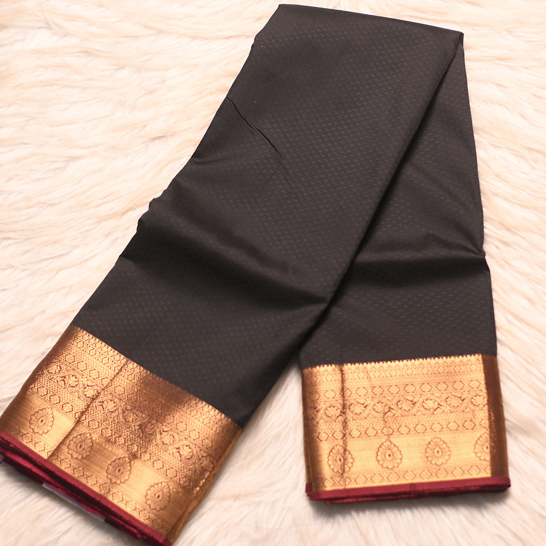 HV-4993 (6Yards saree )