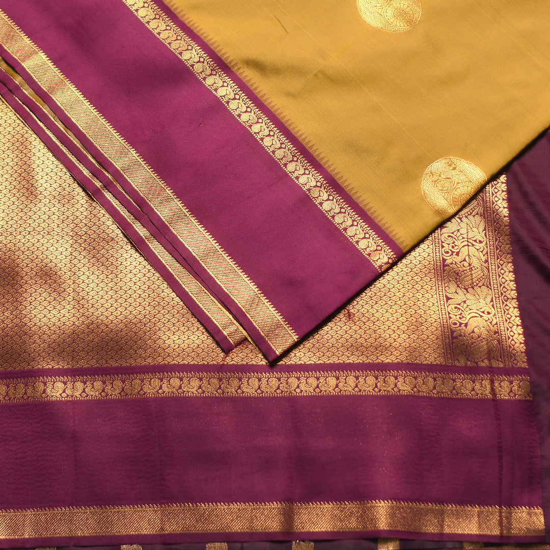 HV 5094 ( 6 Yards Sarees)