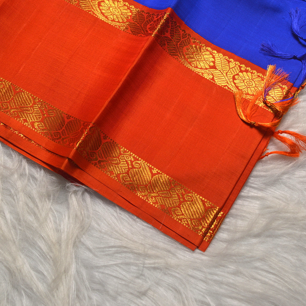 H.V 585 ( 6 Yards Saree )