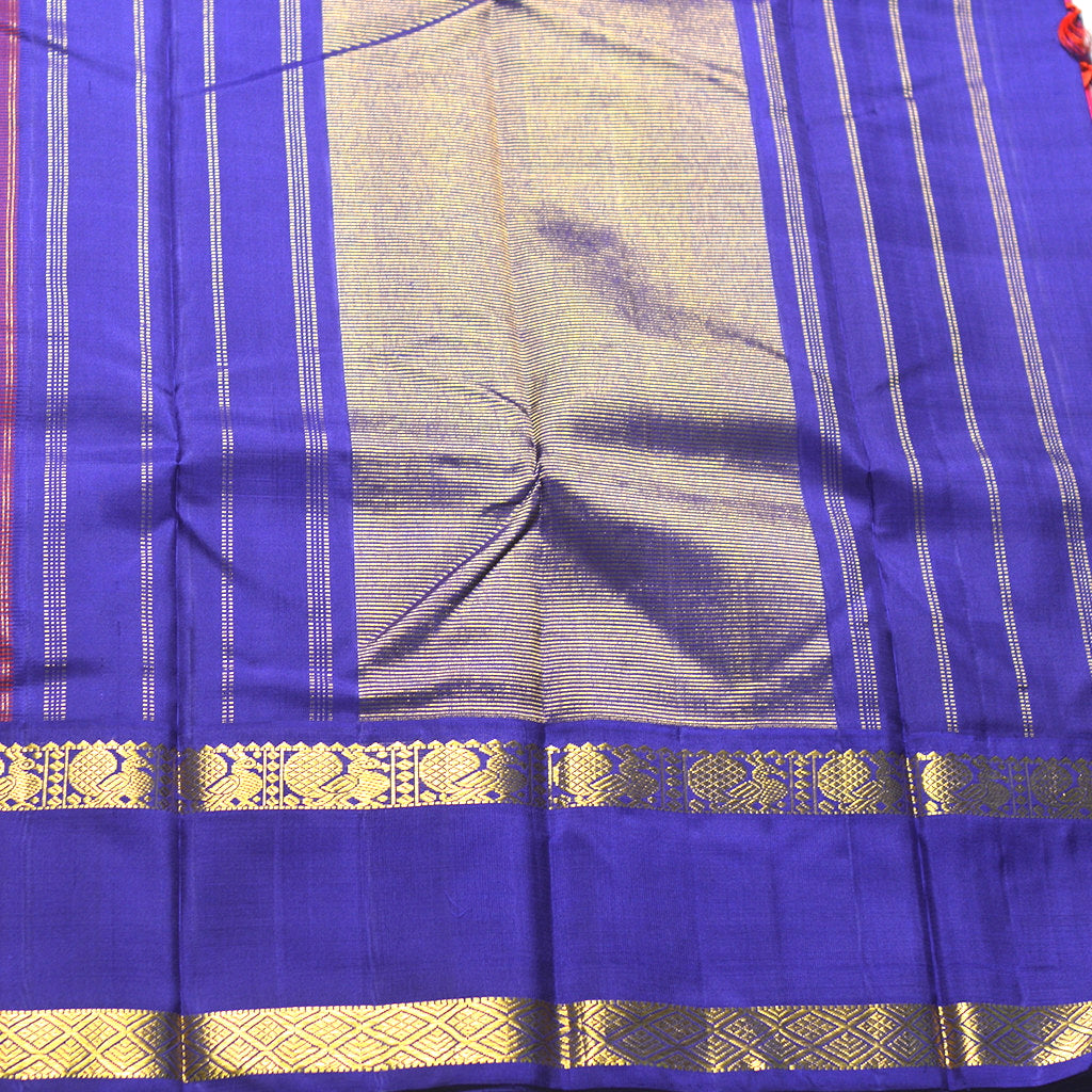 H.V 590 ( 6 Yards Saree )
